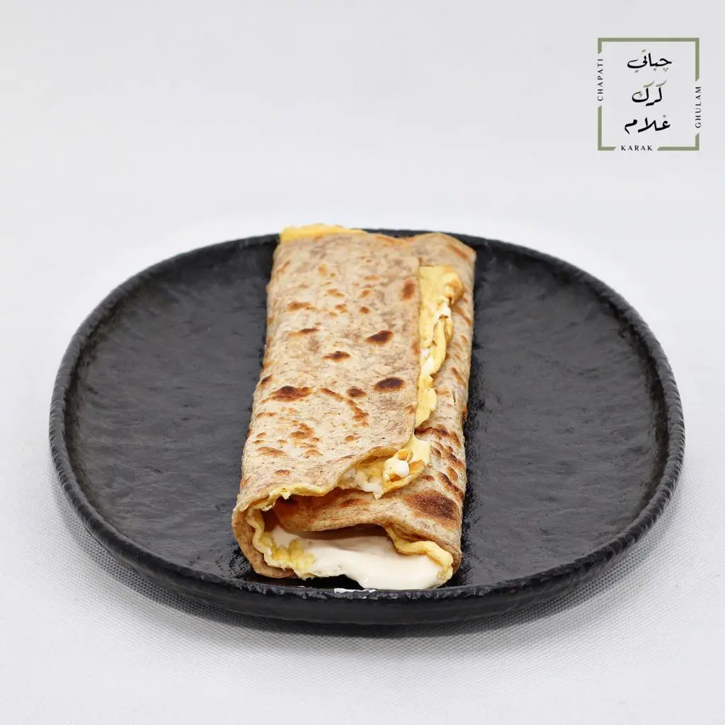 جباتي بيض وجبن سائل